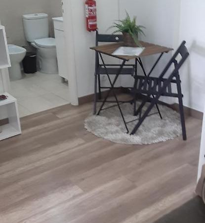 Minimalist Apartment Located Near Belem Lisbon Bagian luar foto